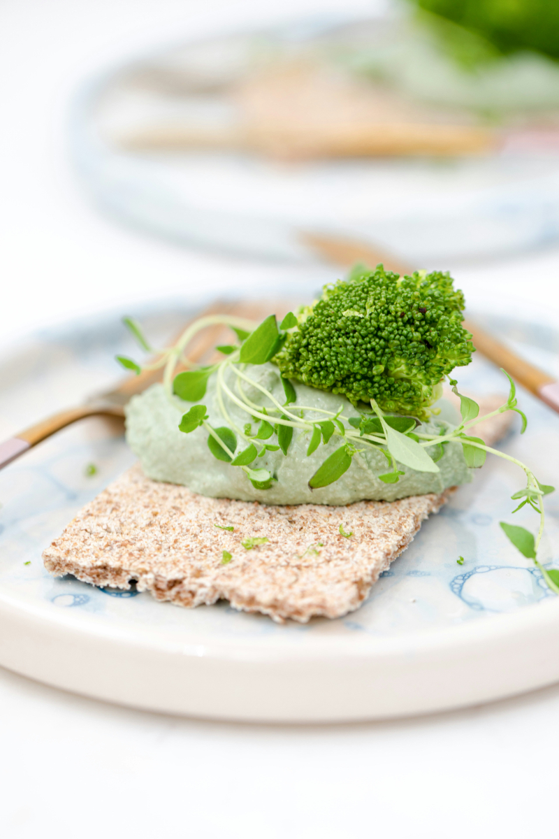 Easy Snacks to Pack for Lunch - Snappy Snacking